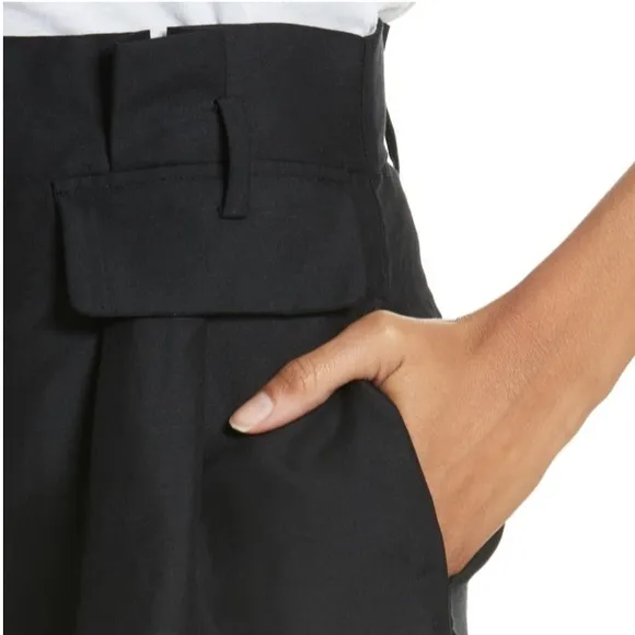 FRAME Paperback Shorts pleated high rise black linen blend women’s size 12