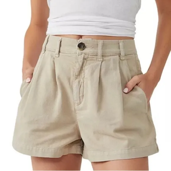 Free People Billie Chino Shorts Almond Milk Khaki Tan Size 14