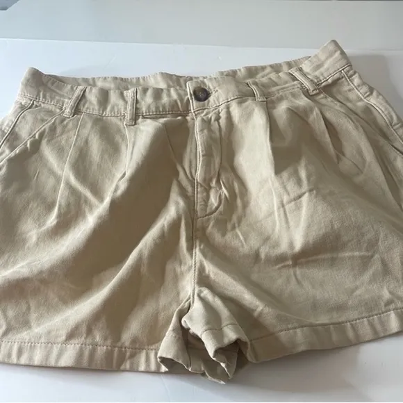 Free People Billie Chino Shorts Almond Milk Khaki Tan Size 14