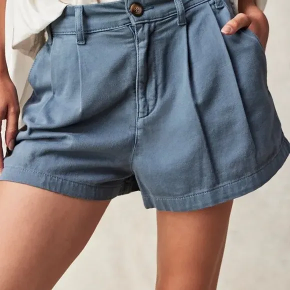 Free people Billie Chino Shorts / size 2  NWOT