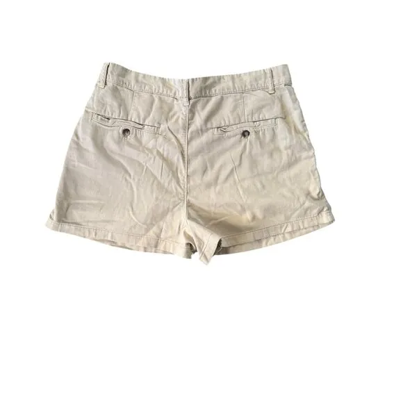Free People Billy Pleated Chino Shorts in Almond Milk Khaki Size 14 NEW