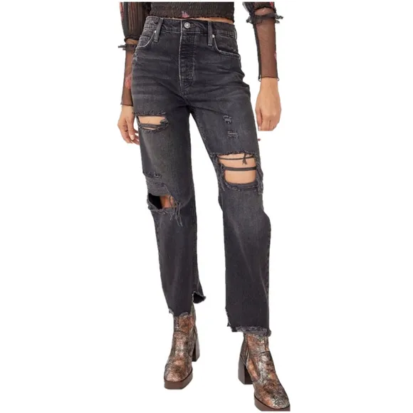 Free People Tapered Boyfriend Jeans in Obsidian Black, Distressed NEW NWT