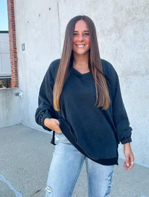 GO YOUR OWN WAY OVERSIZED CREWNECK-BLACK