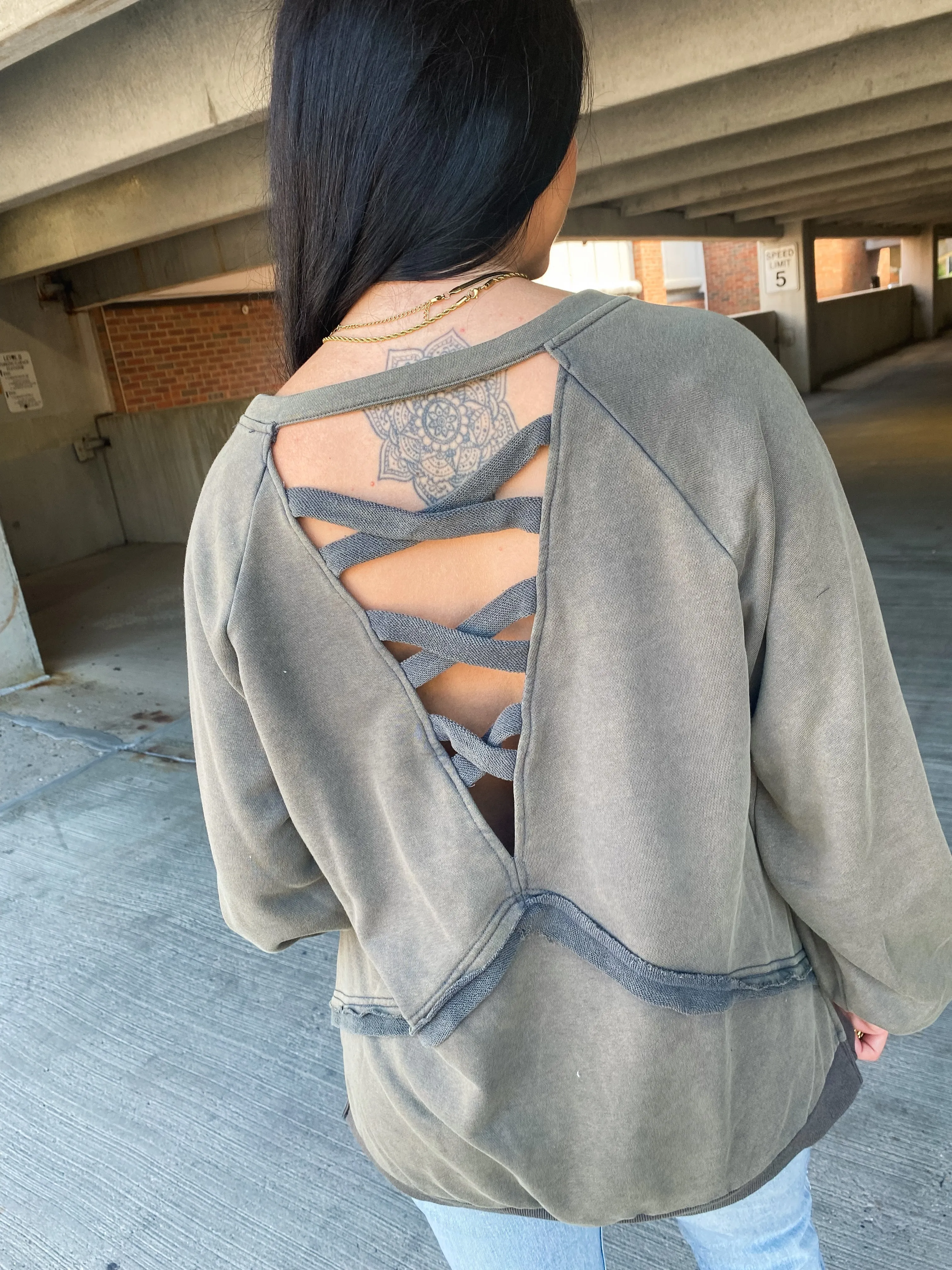 GO YOUR OWN WAY OVERSIZED CREWNECK-OLIVE GREY