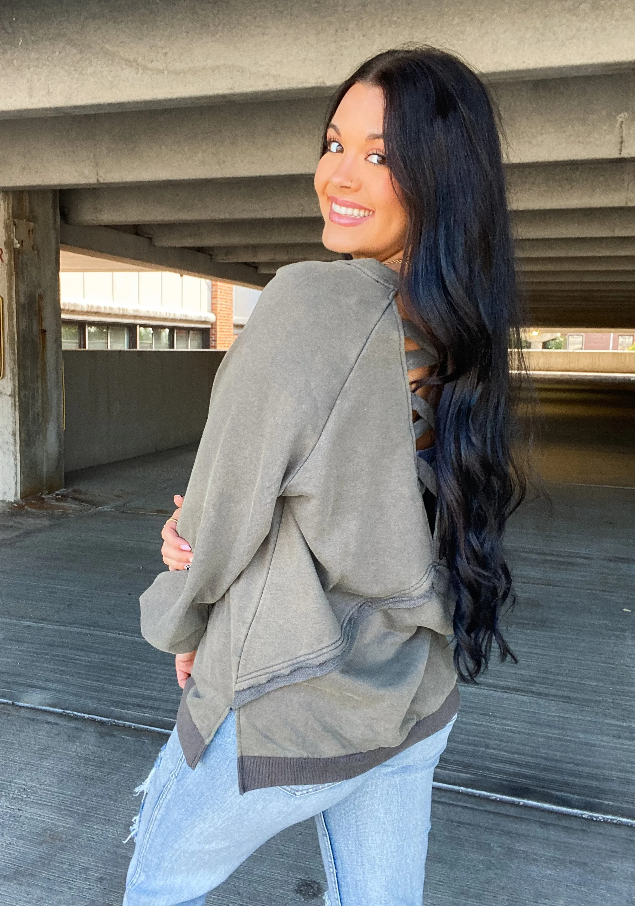 GO YOUR OWN WAY OVERSIZED CREWNECK-OLIVE GREY