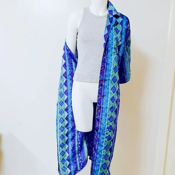 Gorgeous, Long Length Button Down Kimono Outerwear