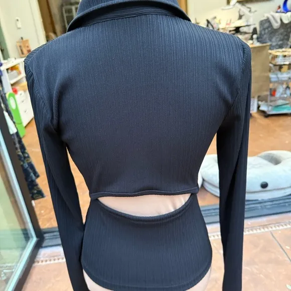 Helmet Lang cut out Top black ribbed SZ M