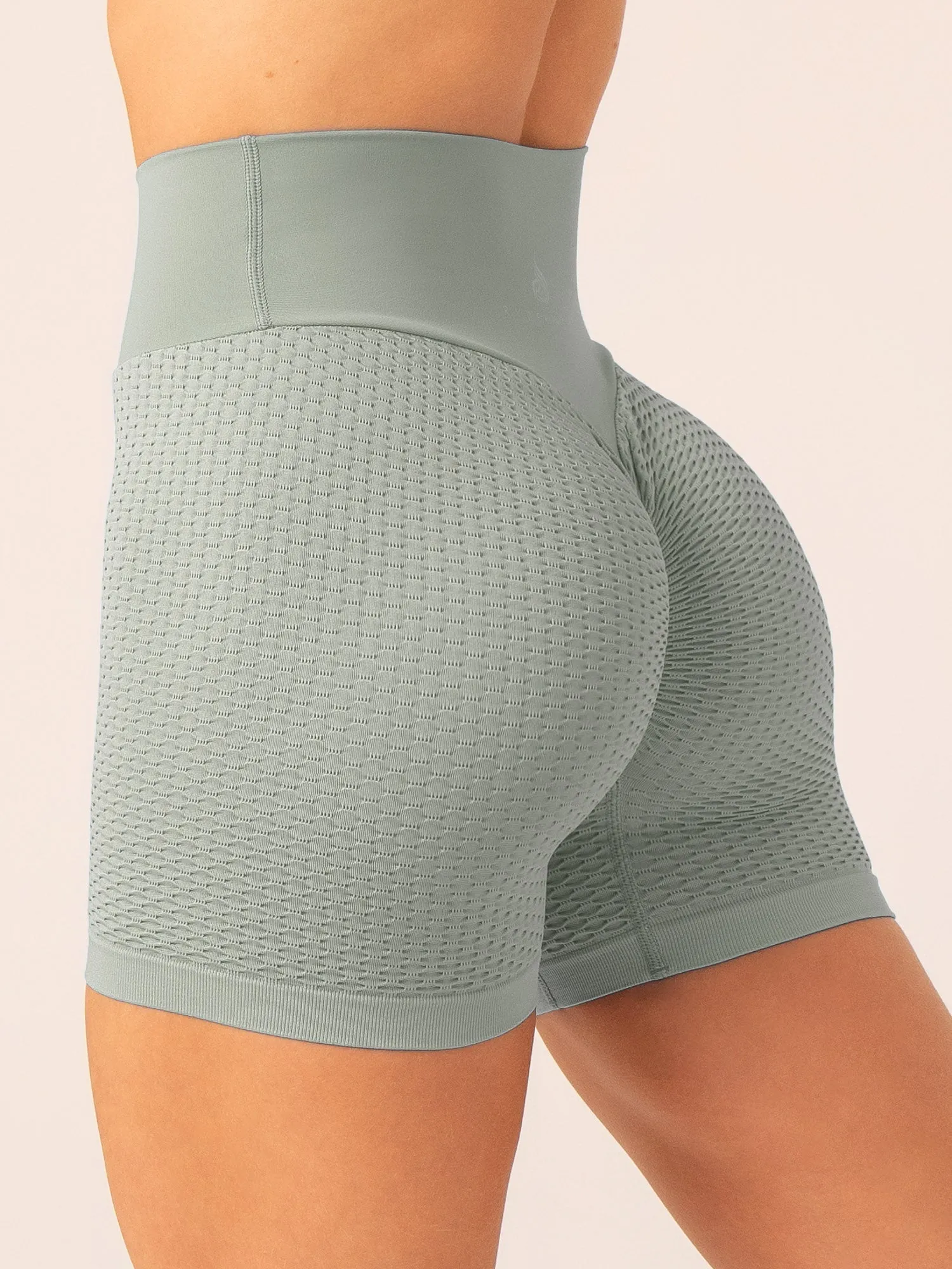 Honeycomb Scrunch Seamless Shorts - Sage