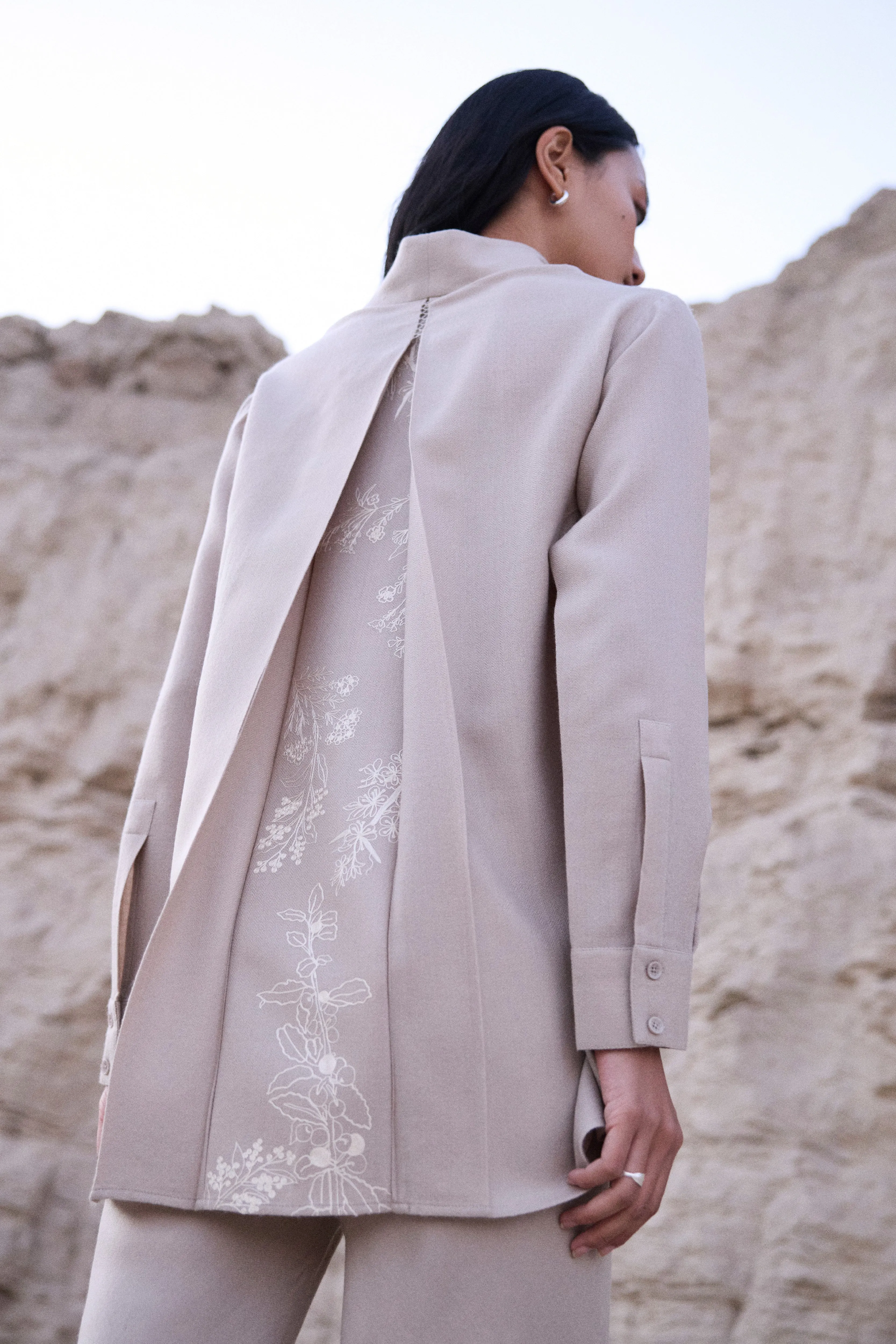 Igoo Woollen Shirt (Natural)