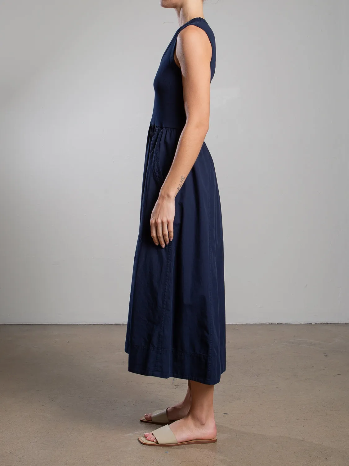 Jaclyn Dress in Paperweight Cotton - Midnight