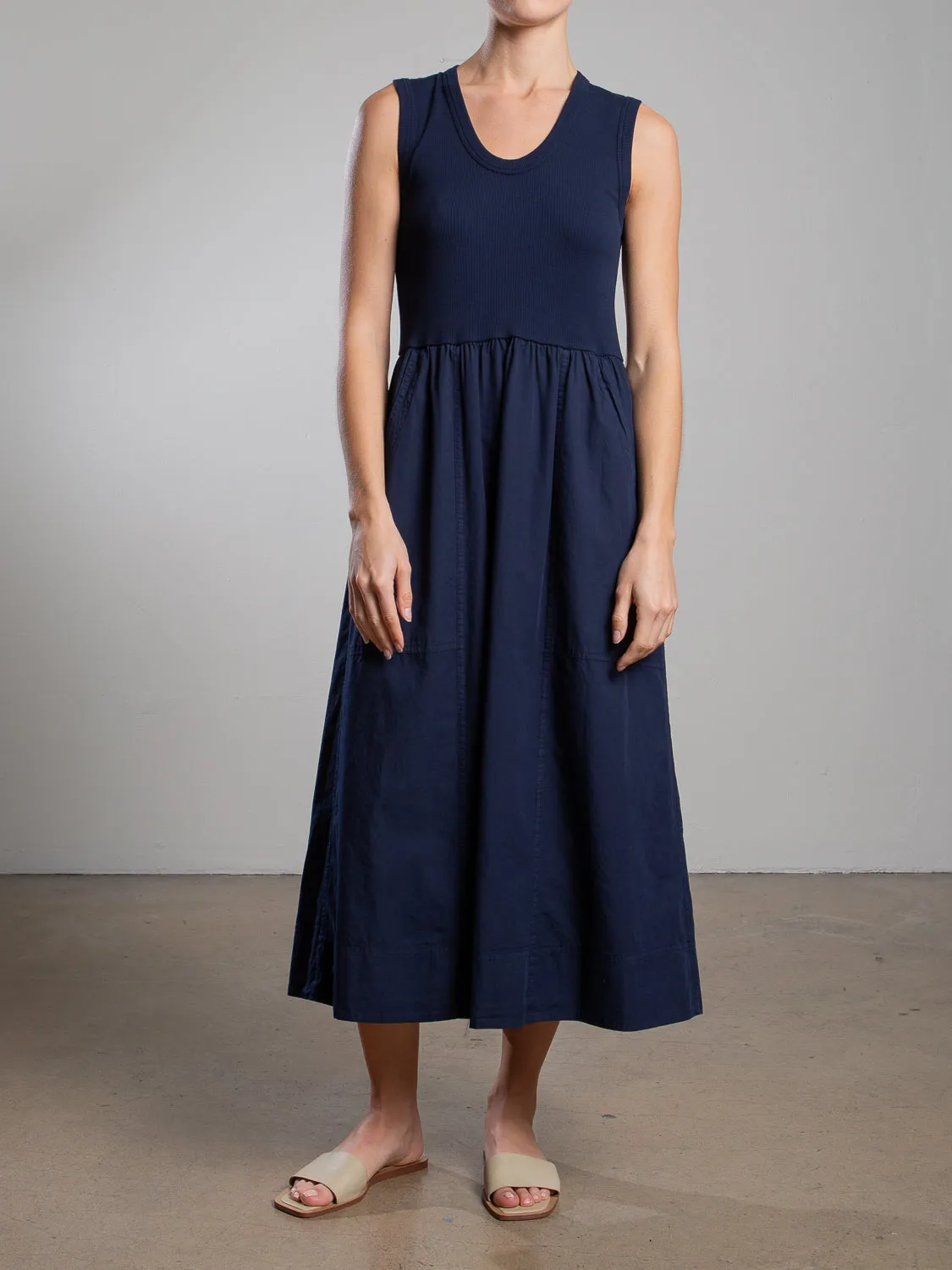 Jaclyn Dress in Paperweight Cotton - Midnight