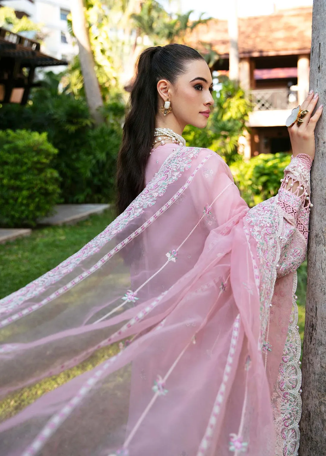 KANWAL MALIK | SAREEN | MISTY