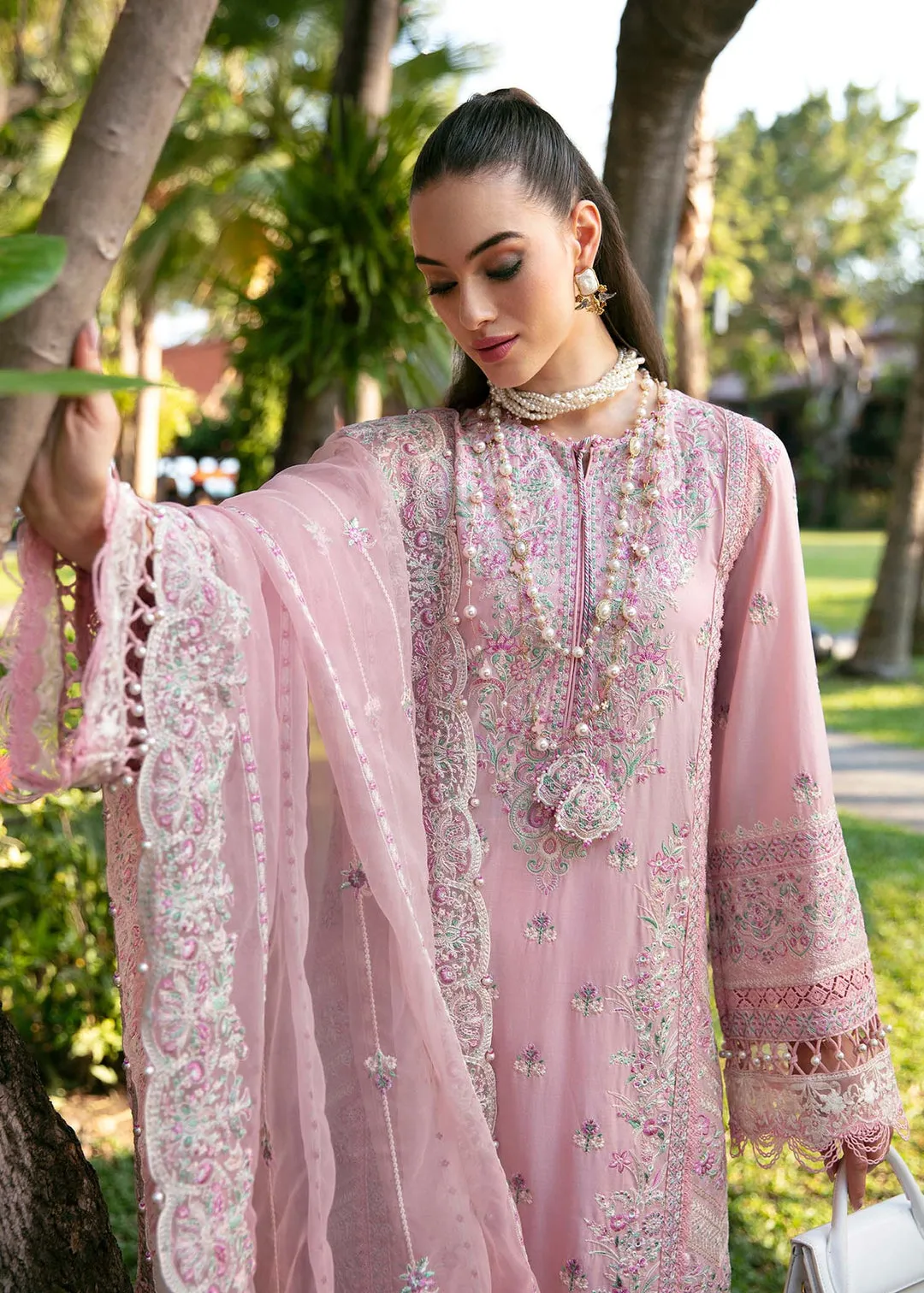KANWAL MALIK | SAREEN | MISTY