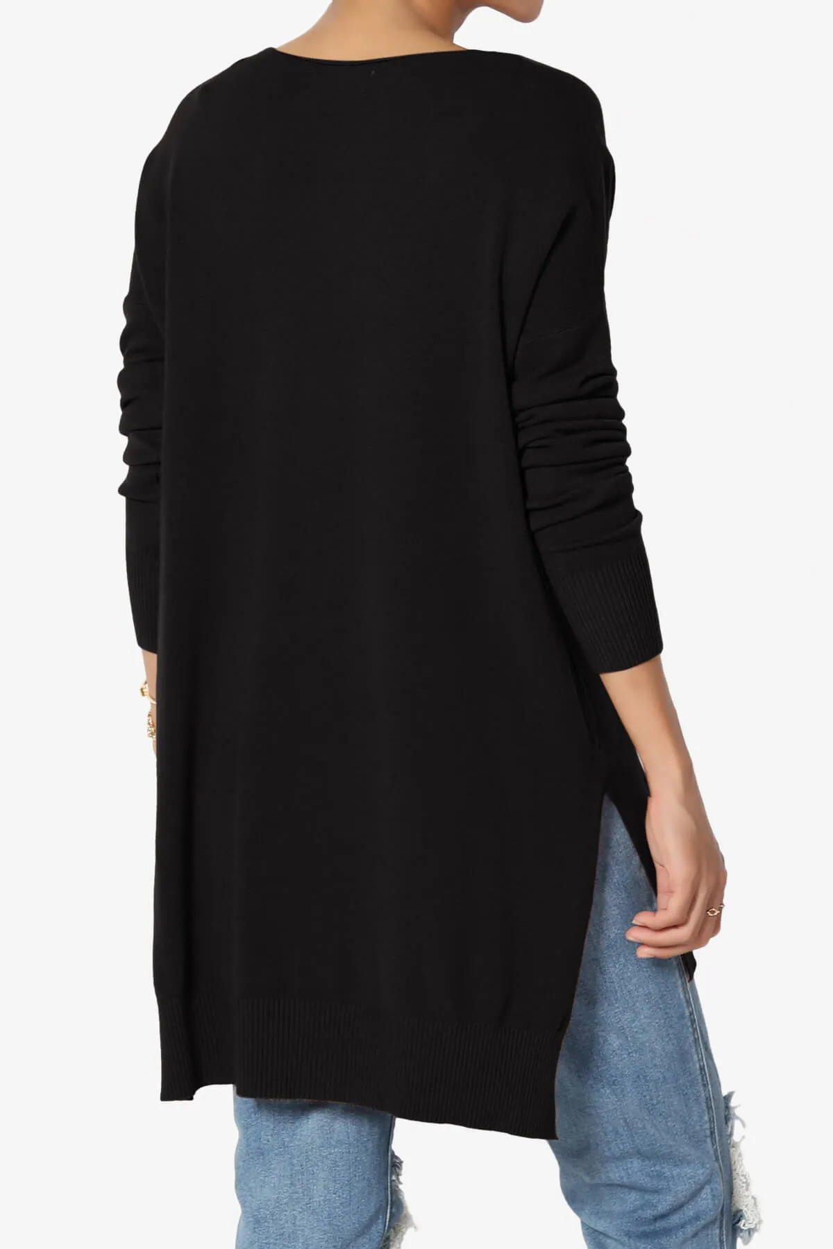 Katana Front Seam V-Neck Knit Sweater in Black