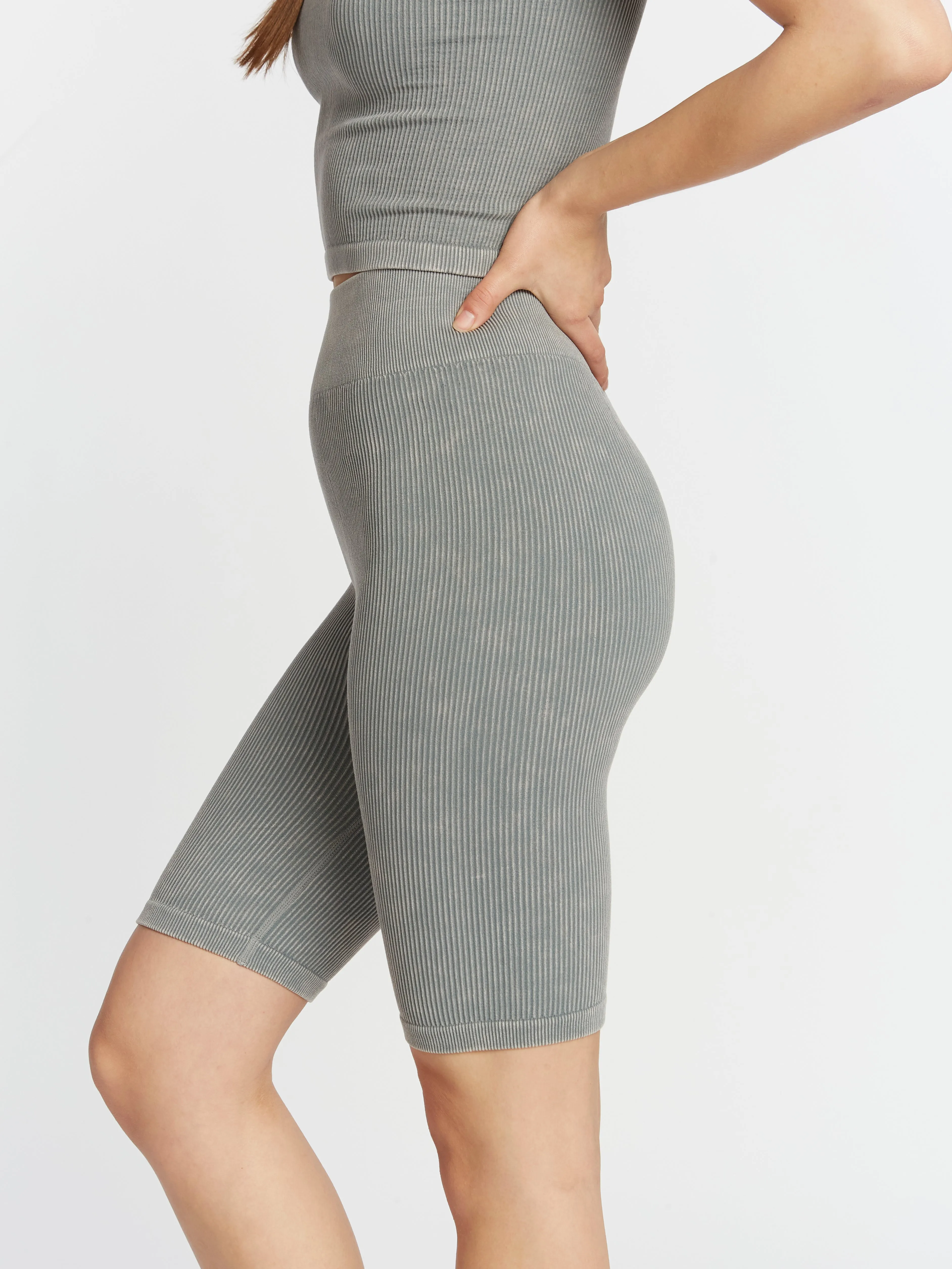 KYLA SHORTS - PRE PACK 6 UNITS