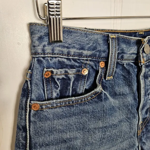 Levi's Denim Shorts Womens Size 25 80's High Rise Blue Medium Wash Cutt Offs