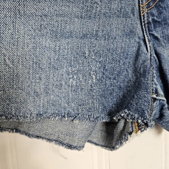 Levi's Denim Shorts Womens Size 25 80's High Rise Blue Medium Wash Cutt Offs