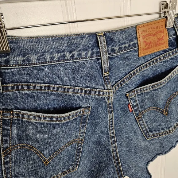 Levi's Denim Shorts Womens Size 25 80's High Rise Blue Medium Wash Cutt Offs