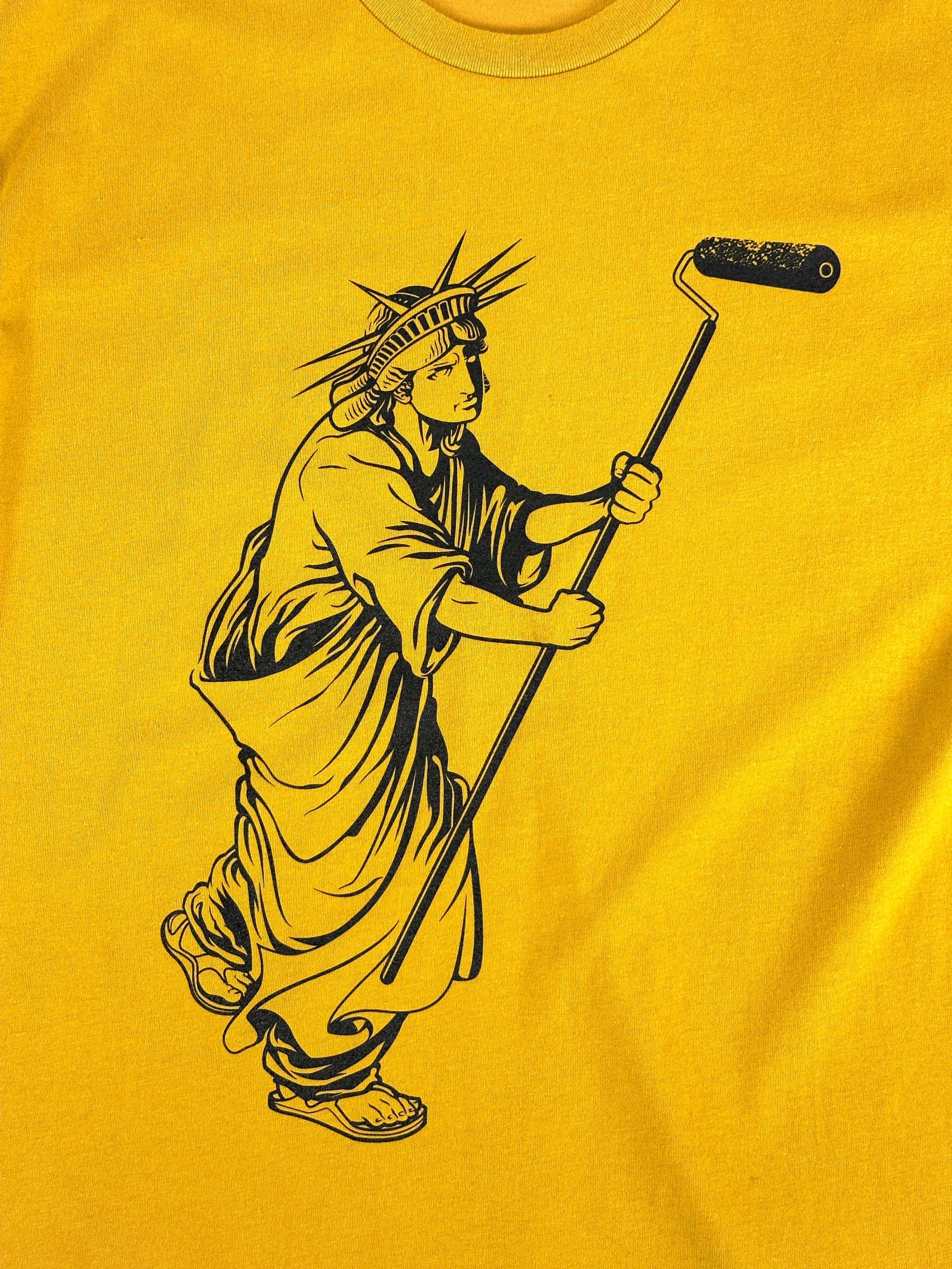 Liberty & Hustle T - Gold/Black
