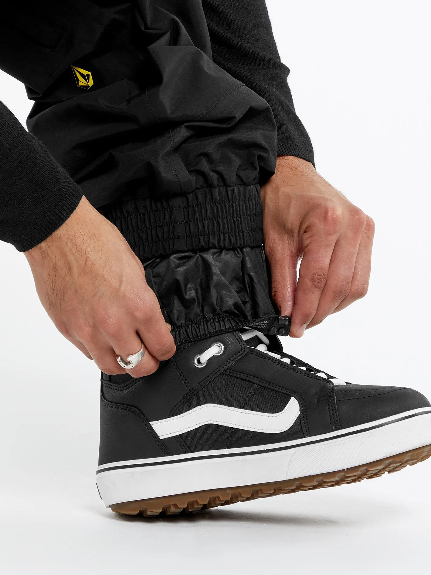 Longo Gore-Tex Trousers - BLACK