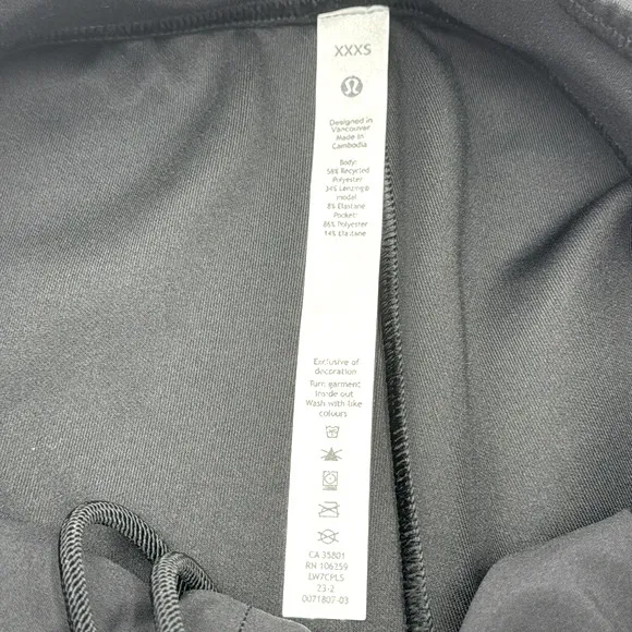 Lululemon Embossed Panel HR Short 4” Size XXXS