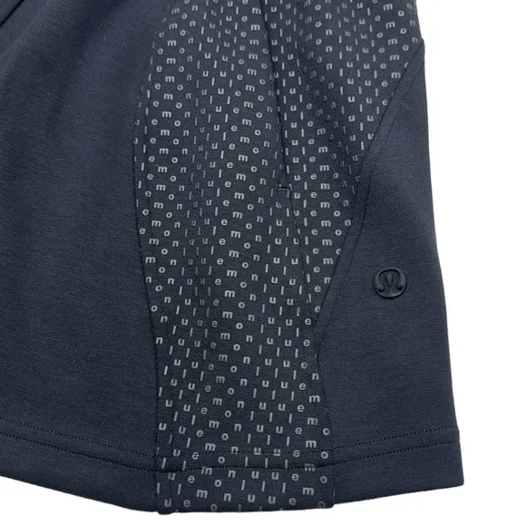 Lululemon Embossed Panel HR Short 4” Size XXXS