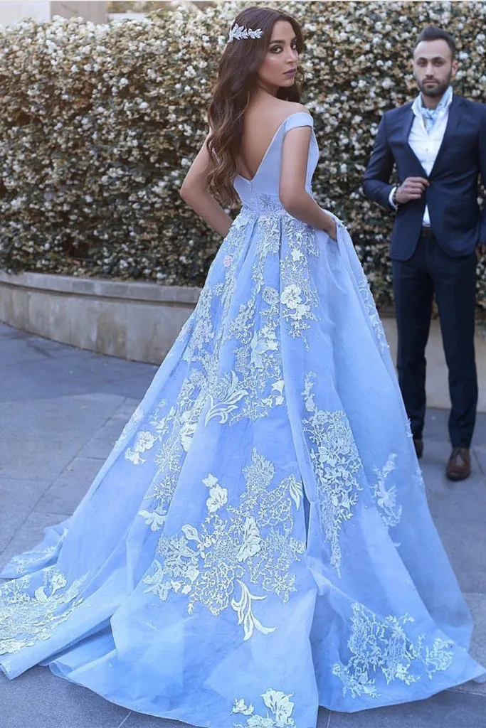 Luxury Ball Gown Off-the-shoulder Sweep Train Sleeveless Appliques Long Tulle Prom Dresses/Evening Dress OHC231