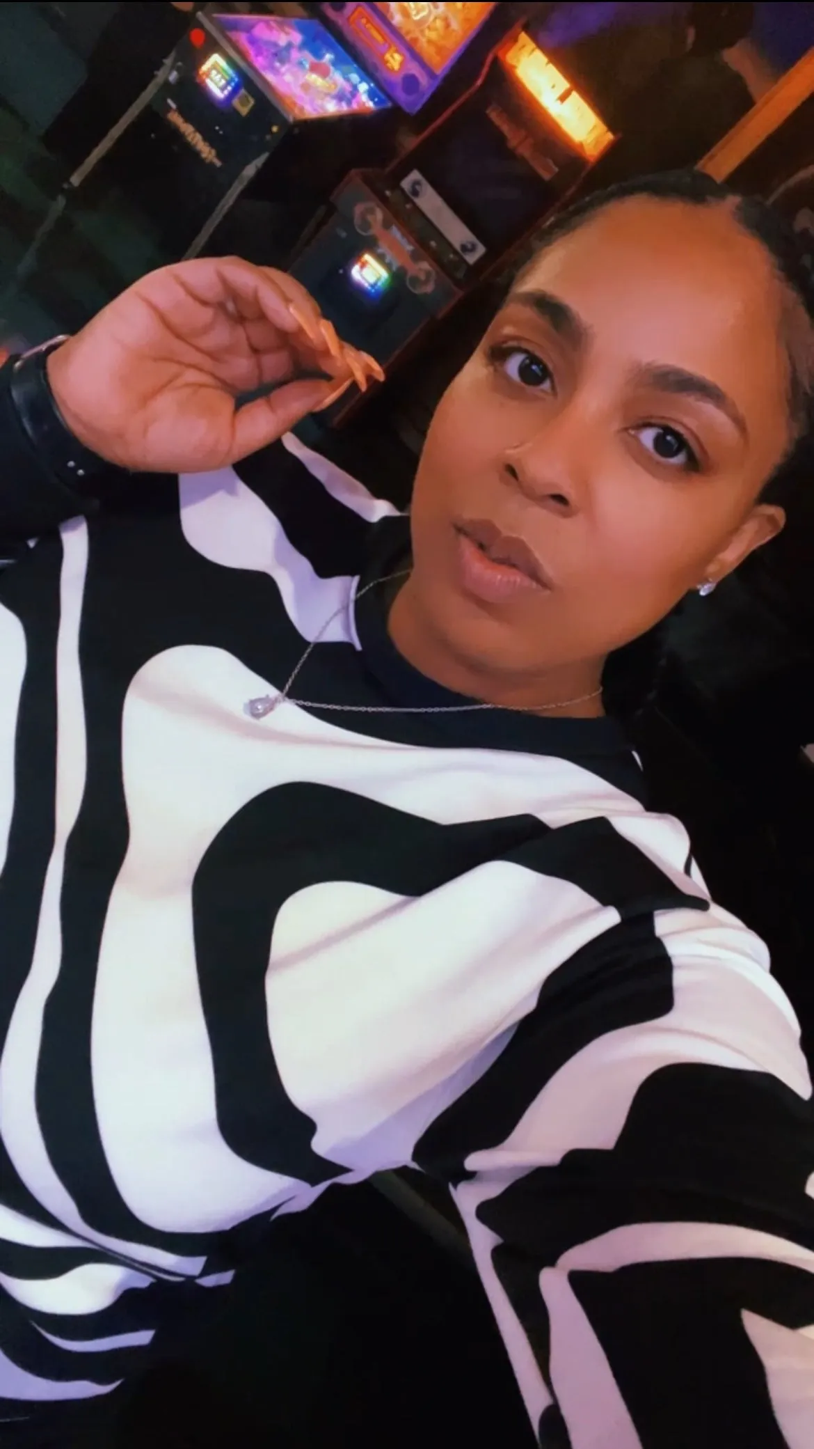 Maadish | Black & White Marble Sweatshirt