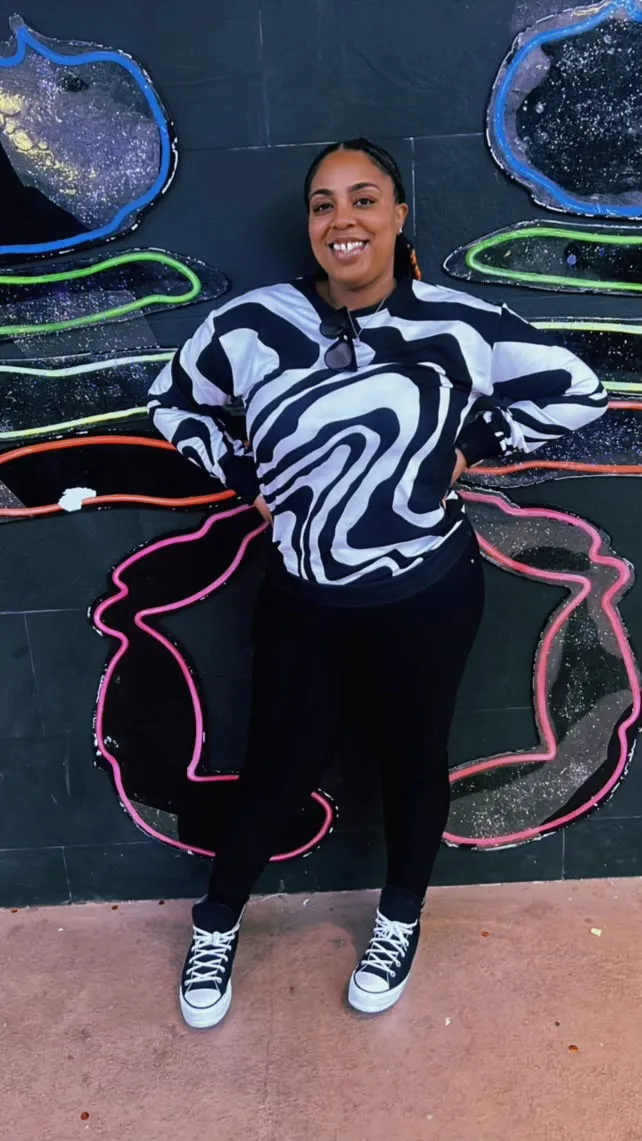 Maadish | Black & White Marble Sweatshirt