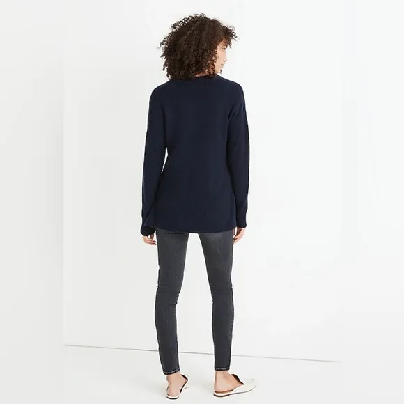 Madewell Heather Midnight Bartlett V-Neck Pullover Sweater in Coziest Yarn Small