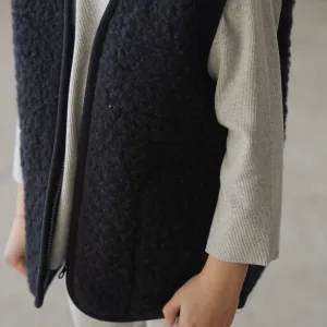 MAMA Clara 100% Wool Vest (Black)