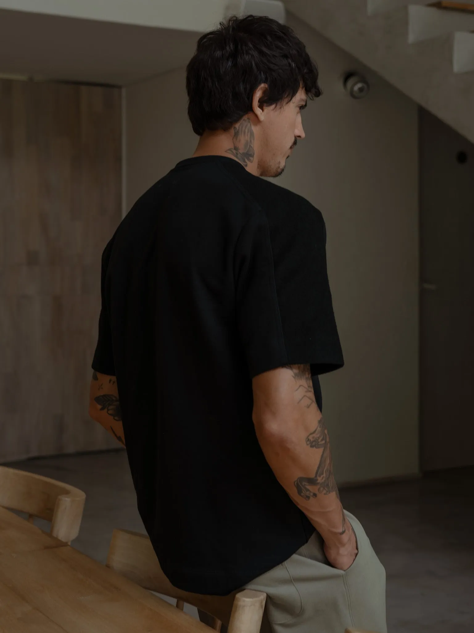 MEN DOUBLE TEXTURE T-SHIRT - BLACK