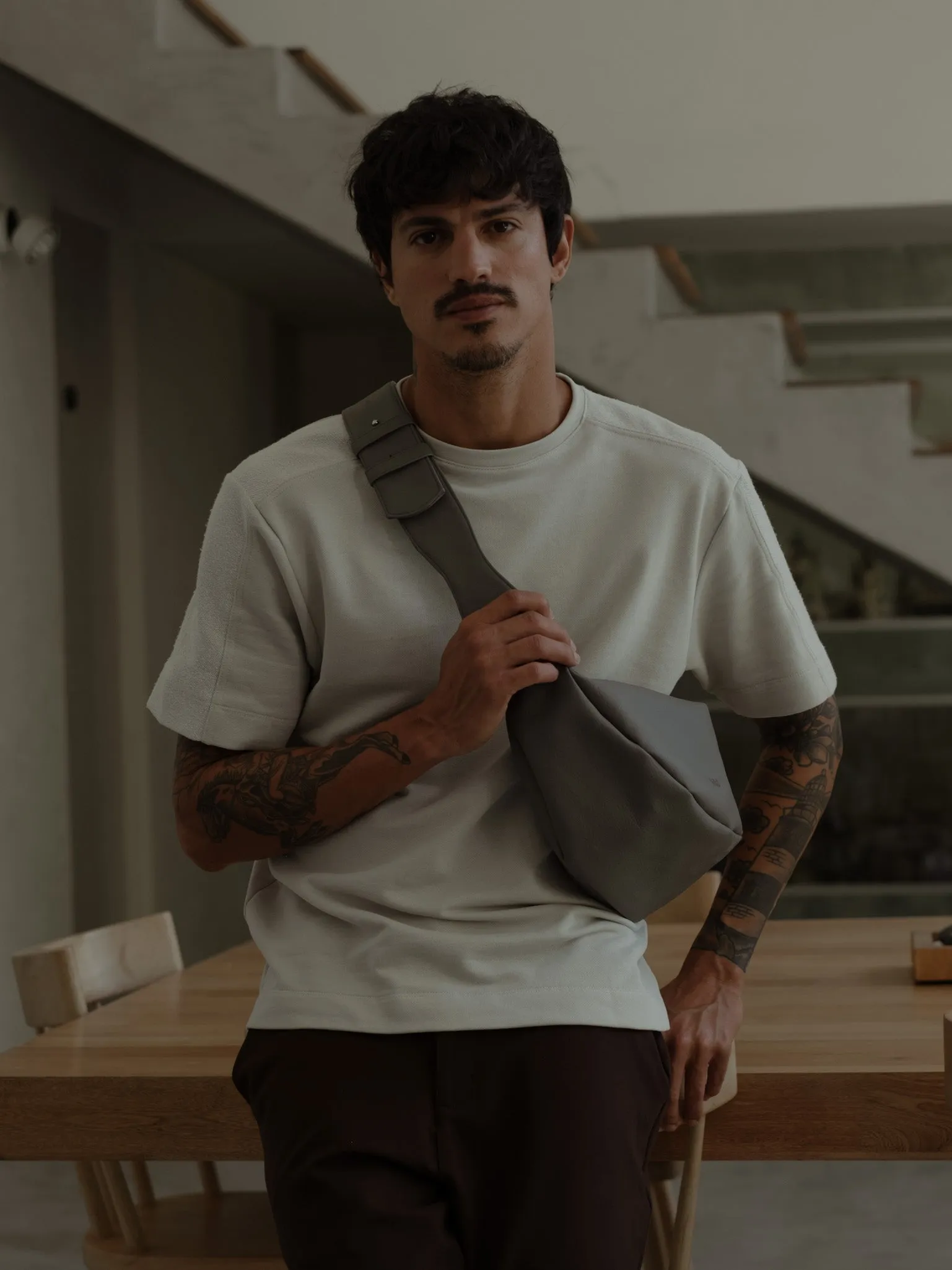 MEN DOUBLE TEXTURE T-SHIRT - LATTE