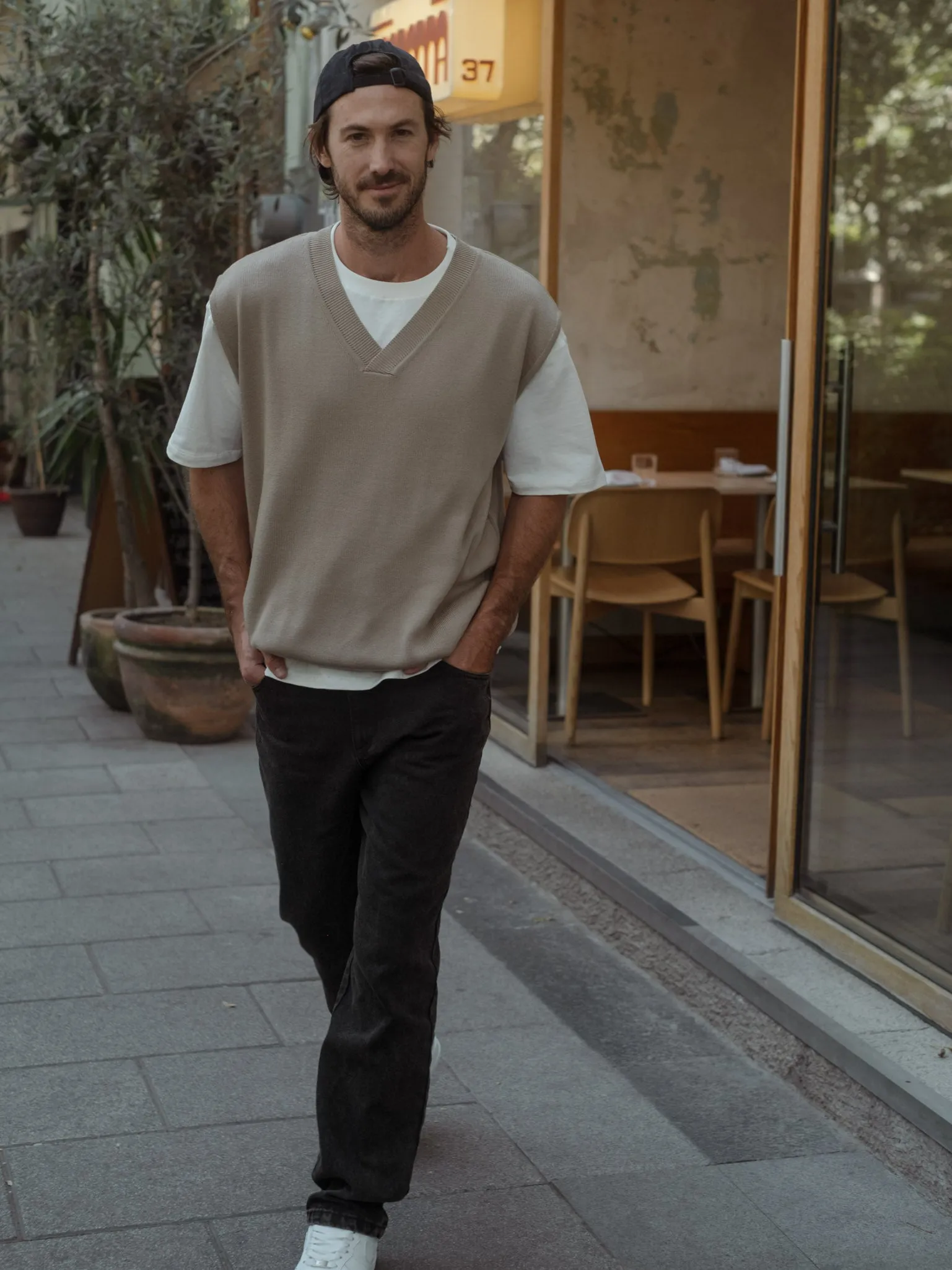 MEN RIGHT FIT JEAN - BLACK DIRTY
