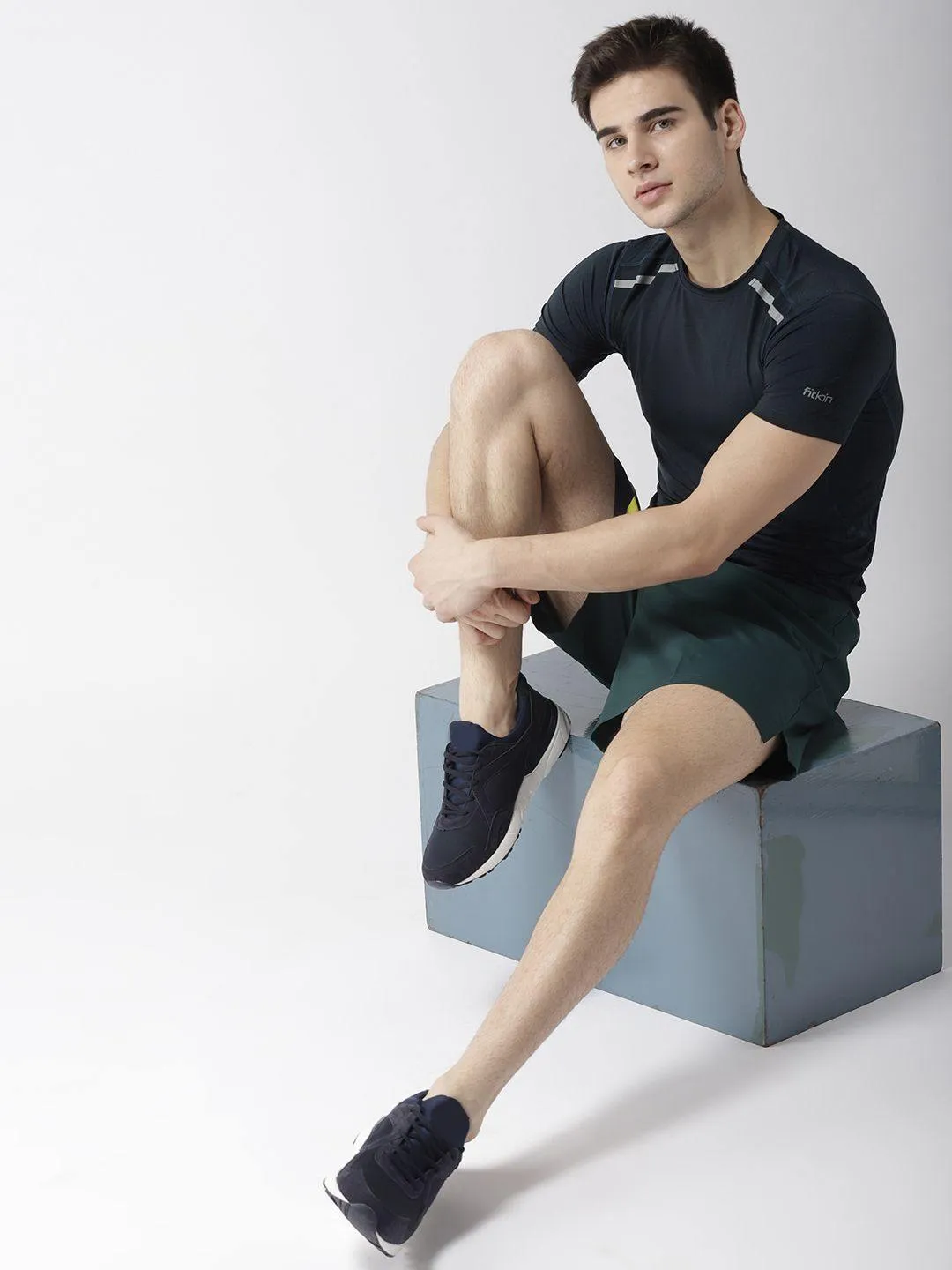 Men's Fitted Short Sleeve Navy Training T-shirt