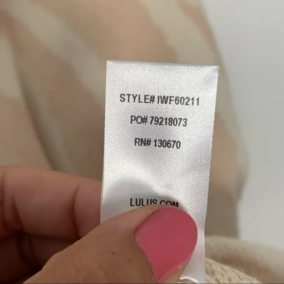 New Lulus Your new favorite Zebra print and cream knit sweater Large