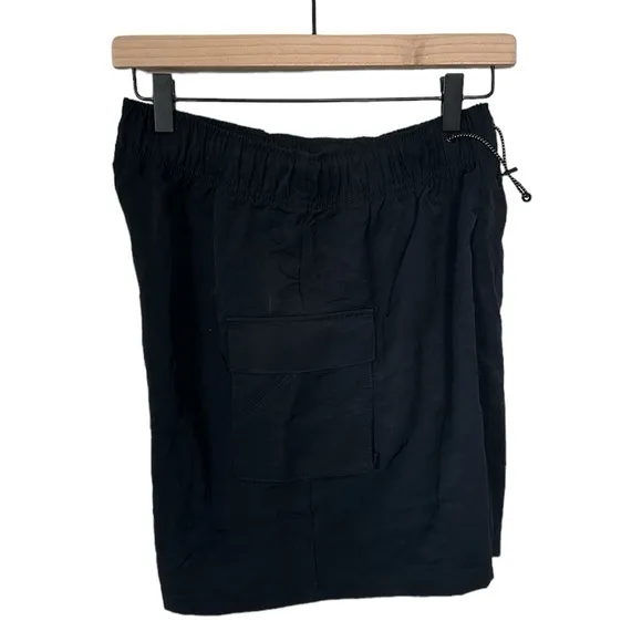 Nike Essential Woven Shorts