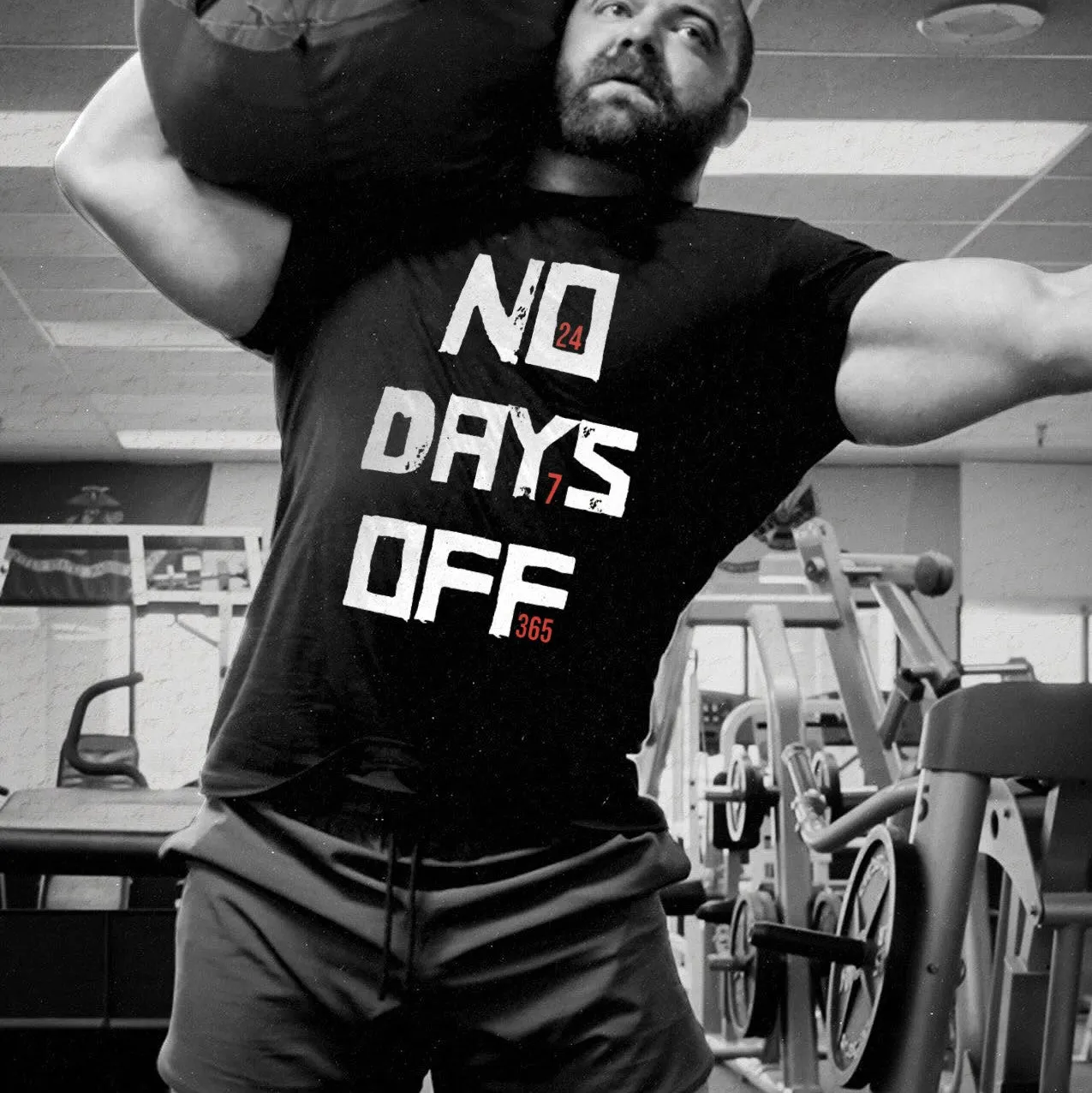 NO DAYS OFF Printed Men's T-shirt