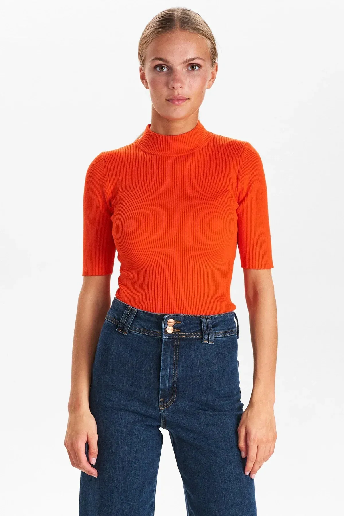 NUBIA SS PULLOVER in Cherry Tomato