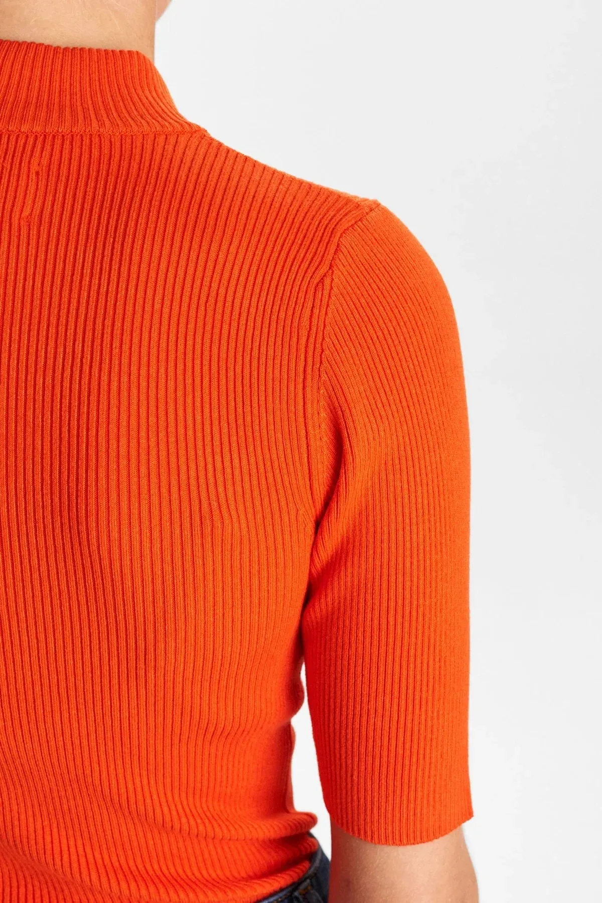 NUBIA SS PULLOVER in Cherry Tomato