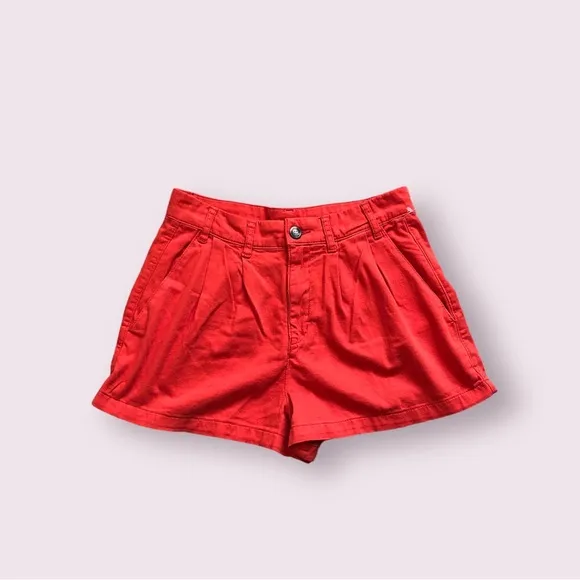 NWOT Billie chino shorts by Free People in size 4