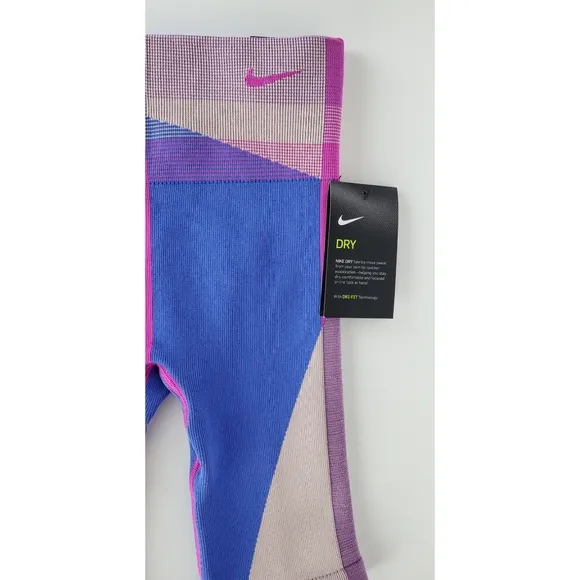 NWT Nike icon clash sculpt tight fit high waist training shorts yoga performance