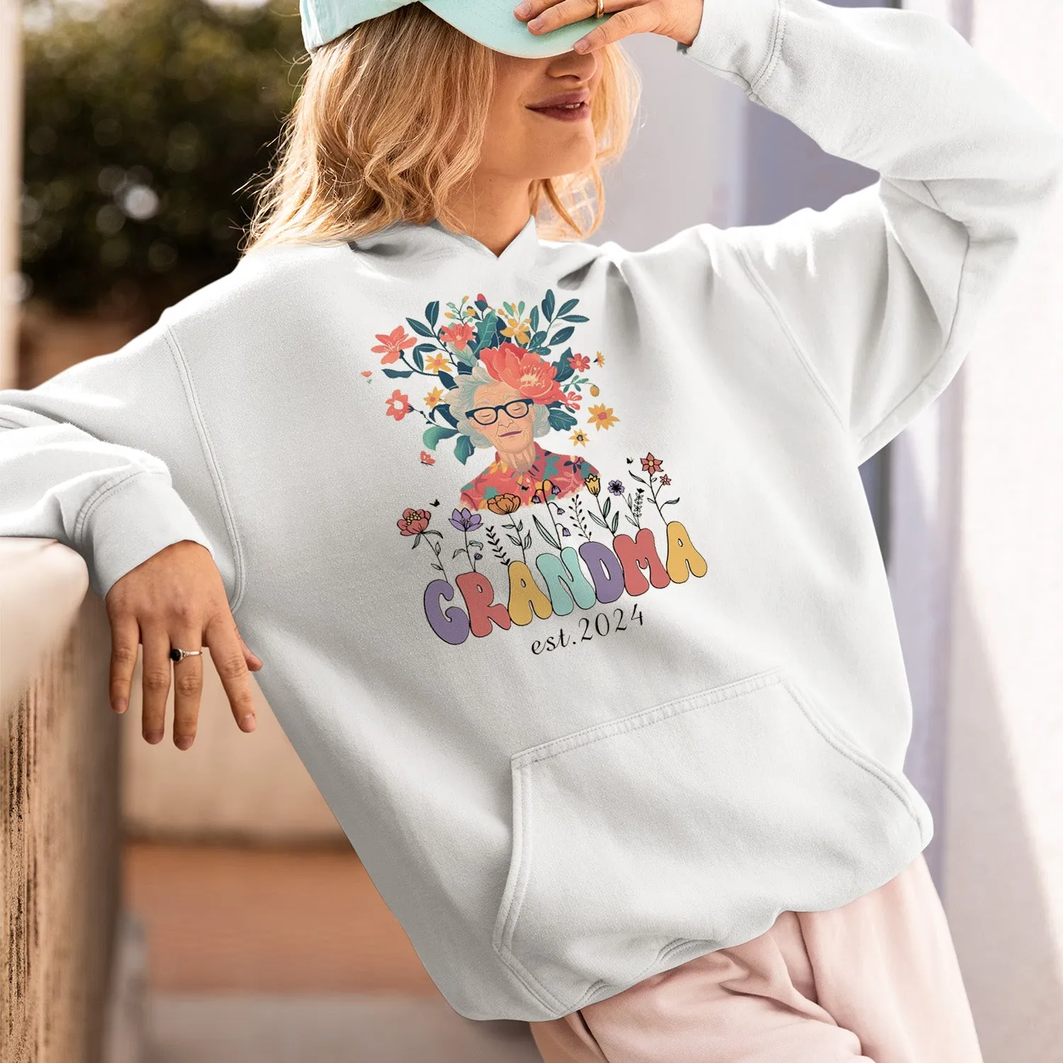 Personalized Grandma Floral Shirt, Personalized Grandma Wildflowers Sweatshirt, Grandma Est 2024, Pregnancy Announcement, Custom Nana Shirt, Grandma Gift, Mother's Day Gift