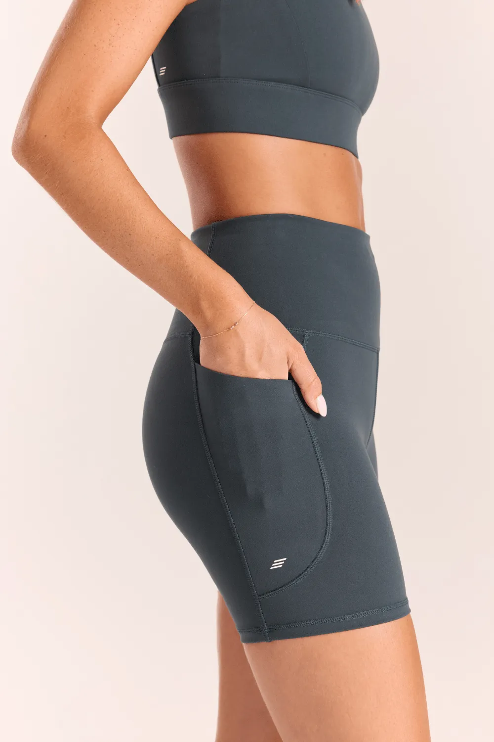 Pocket 6 Inch Short - (Compressive fit) - Teal