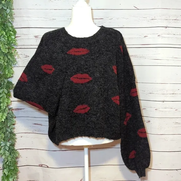 Pol Cropped Oversized Sweatshirt Novelty Kisses Lips Whimsy Women's Large
