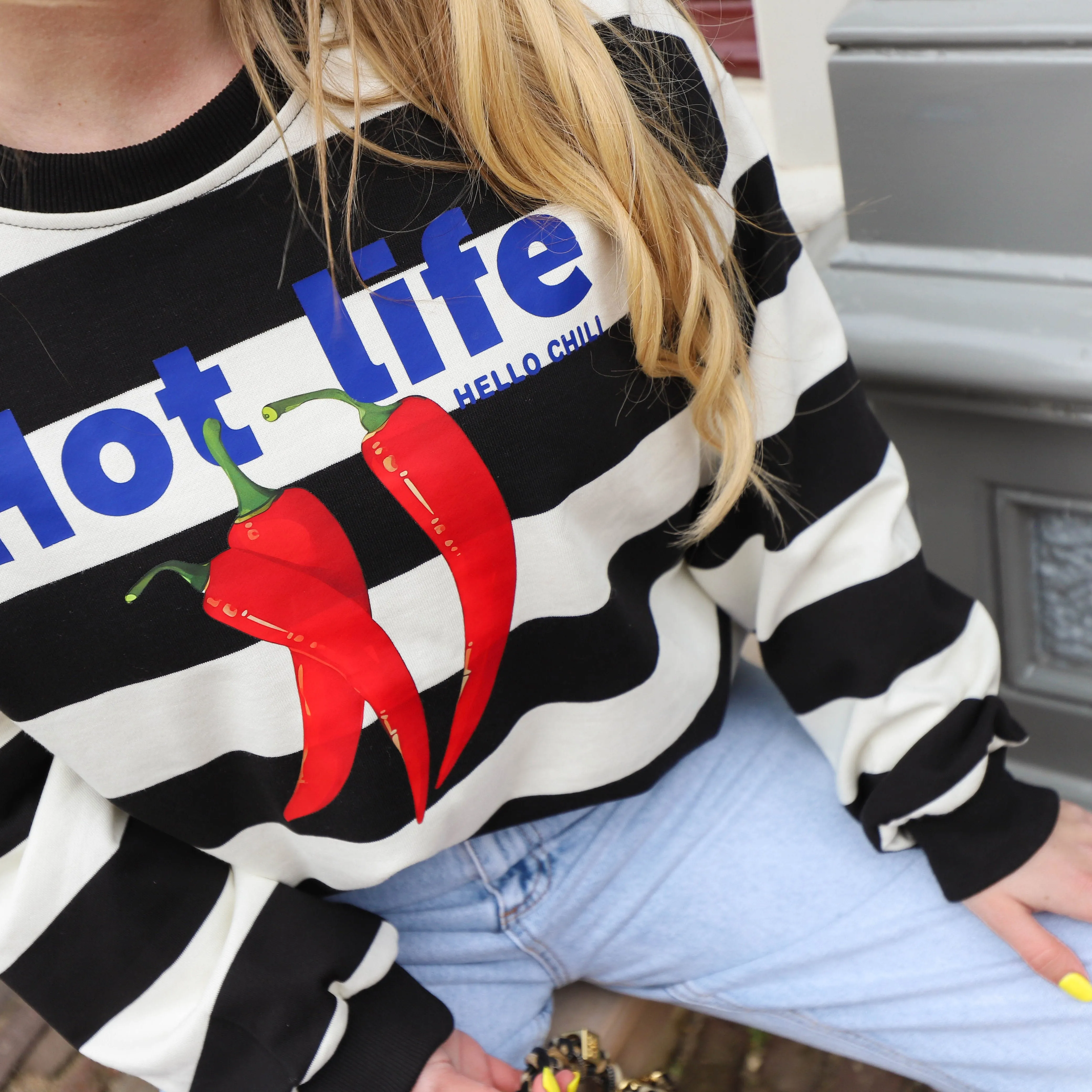 PRE-ORDER! Chilli sweater zwart wit