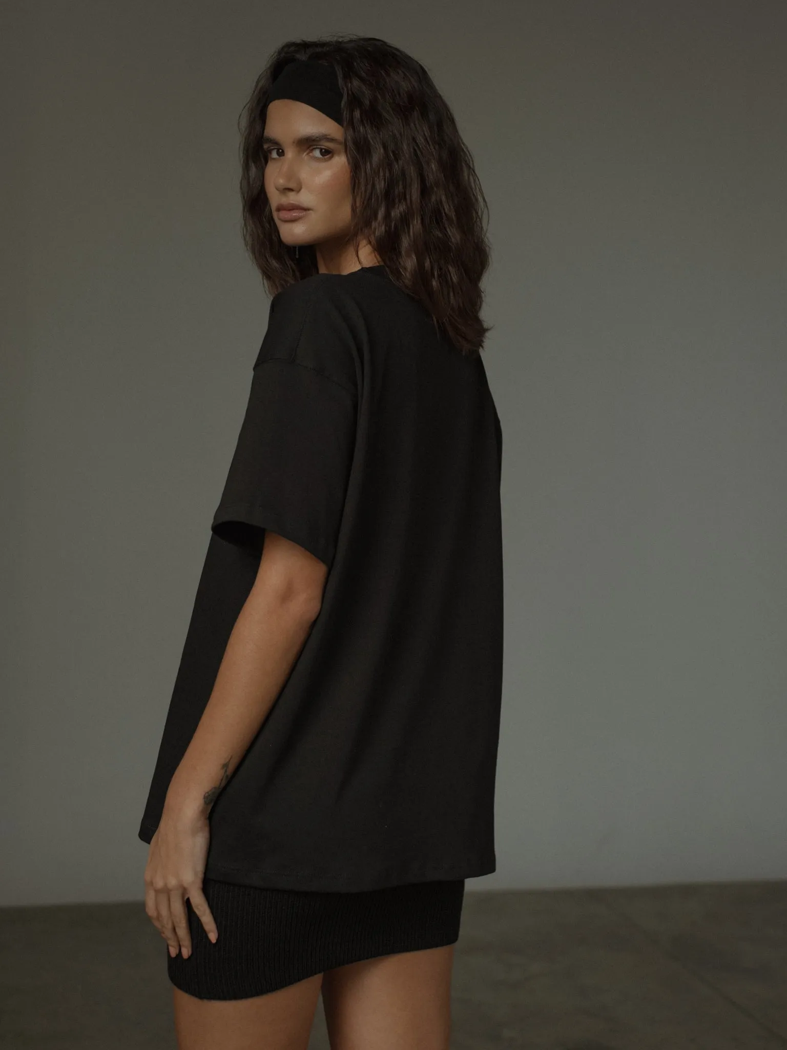 PREMIUM COTTON T-SHIRT - BLACK