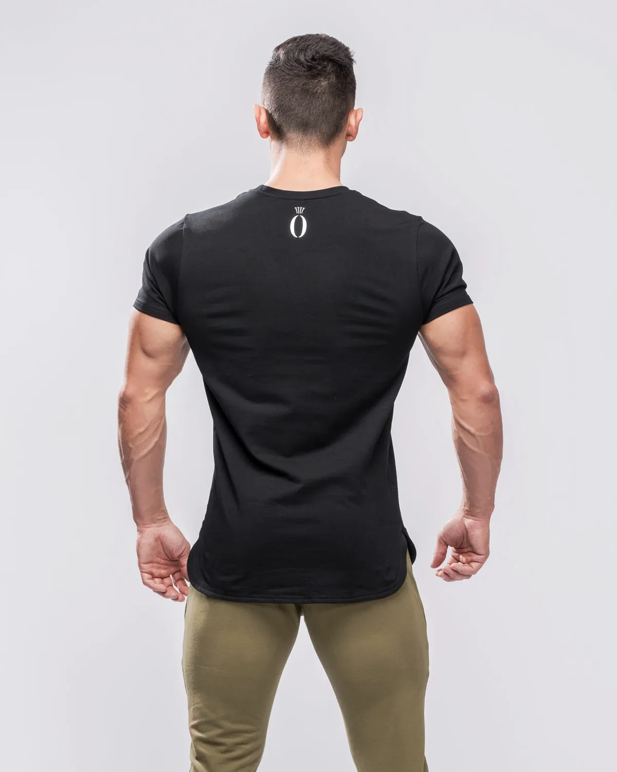 Primo Tee Black & White