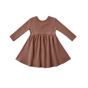 Quincy Mae Ribbed Long Sleeve Dress - Pecan