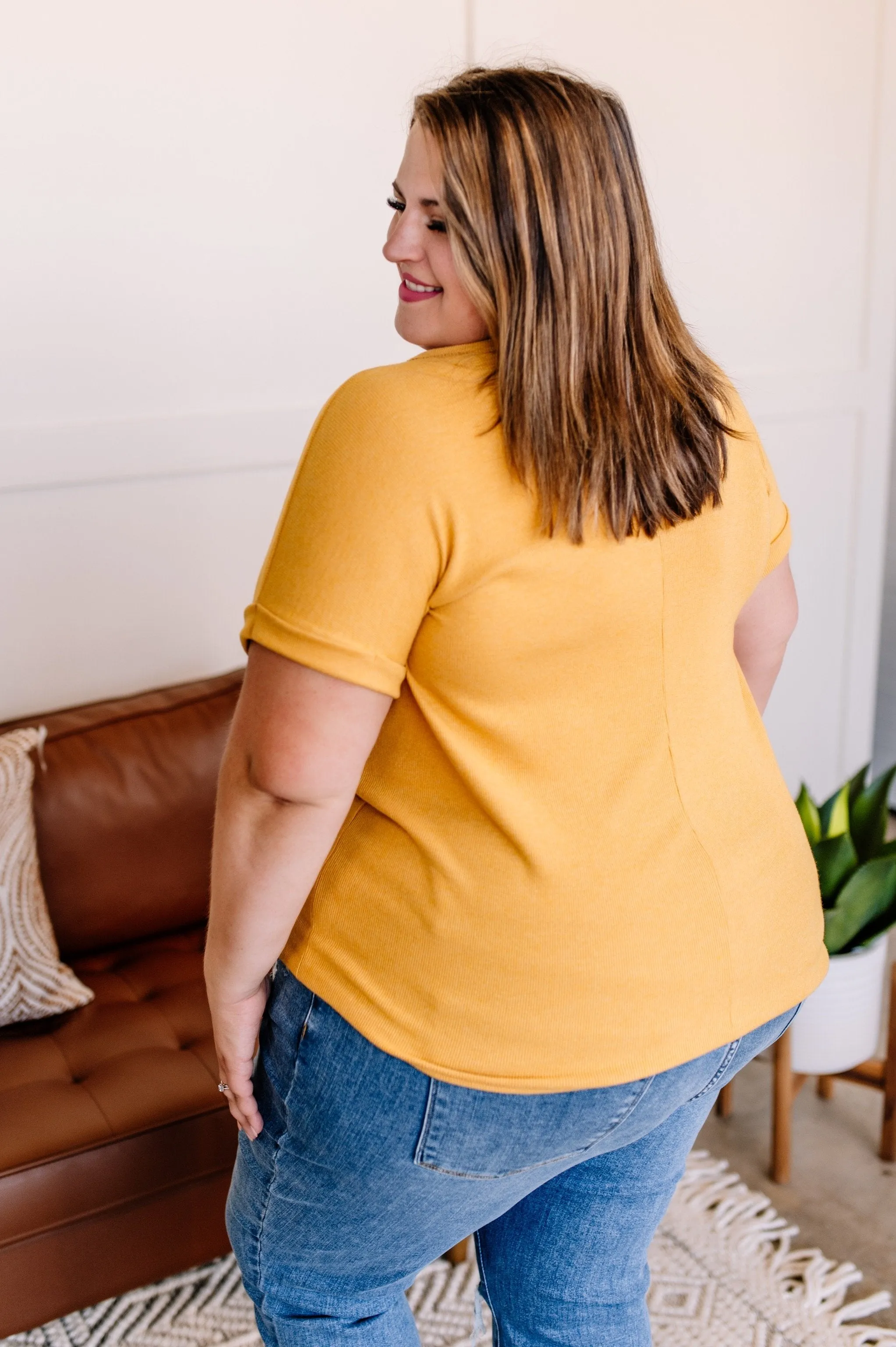 Ray Of Light Tee In Sunflower